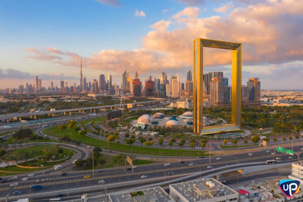 up-dubai-kampi-dubai-frame